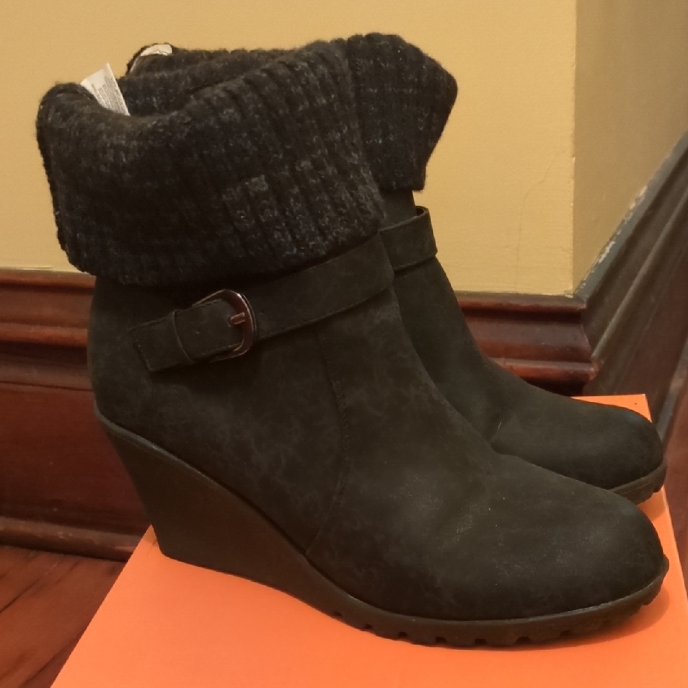 Stylish Black Wedge Ankle Boots